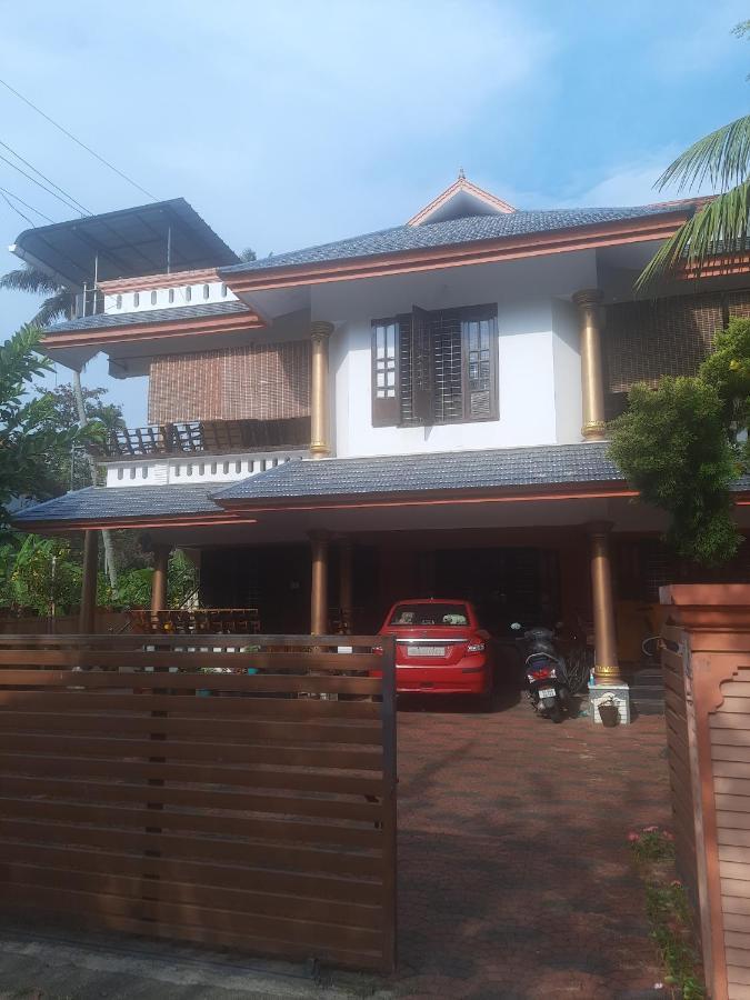 Navendu Homestay Alappuzha Exterior foto