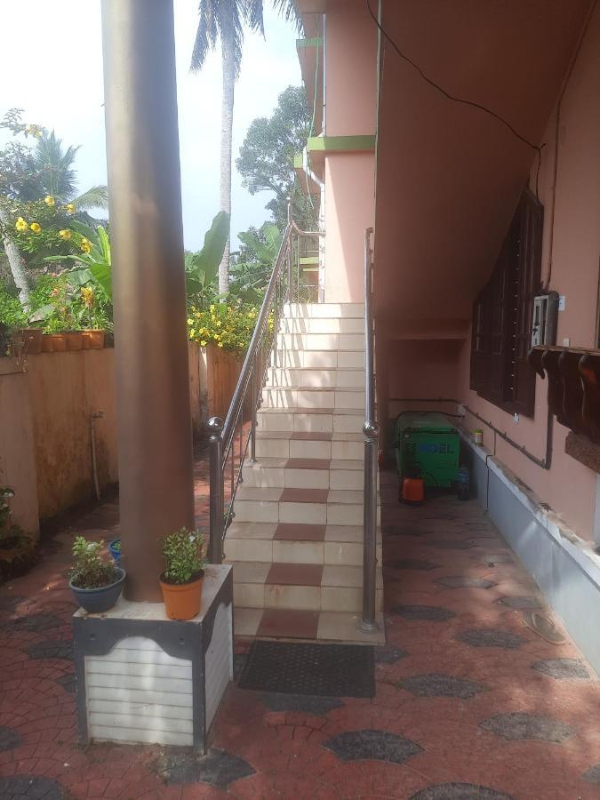 Navendu Homestay Alappuzha Exterior foto